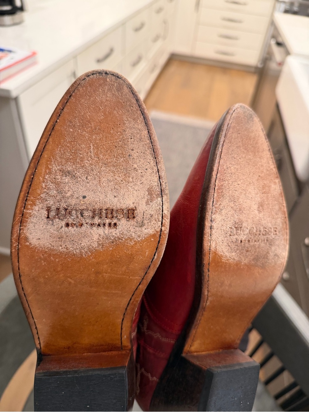 Luchesse Women’s Red Leather Western Ankle Boots Like New Size 7.5 - Picture 13 of 13